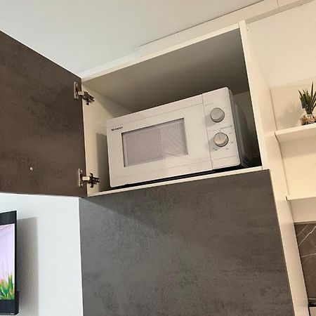 Deniz'S Serviced Apartment. Niederaula المظهر الخارجي الصورة