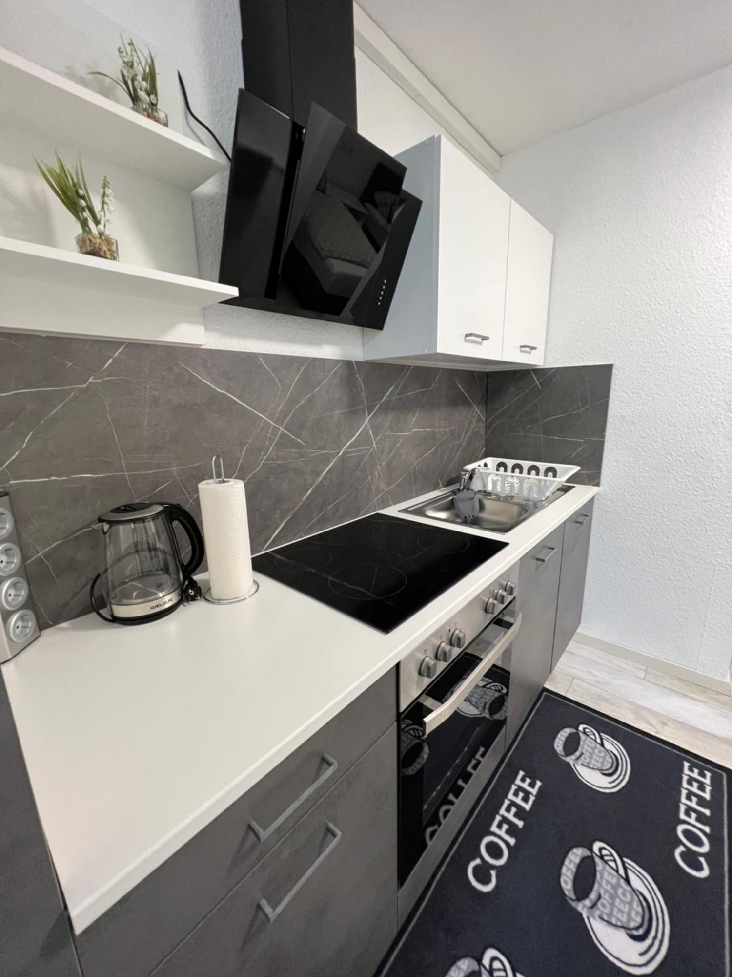 Deniz'S Serviced Apartment. Niederaula المظهر الخارجي الصورة