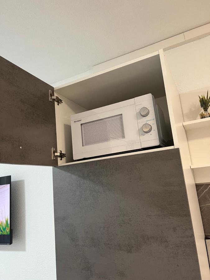 Deniz'S Serviced Apartment. Niederaula المظهر الخارجي الصورة