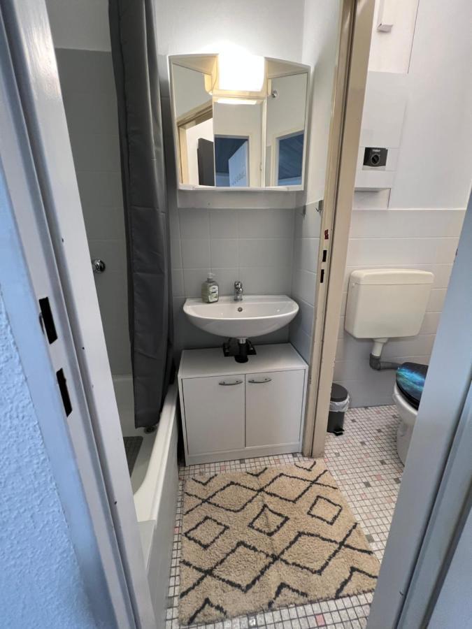 Deniz'S Serviced Apartment. Niederaula المظهر الخارجي الصورة